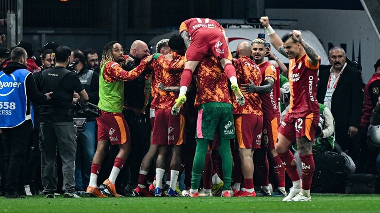 Foto - Dünya basını Galatasaray’ın üst üste 4. şampiyonluğunu böyle gördü: Türk futbolunun zirvesi