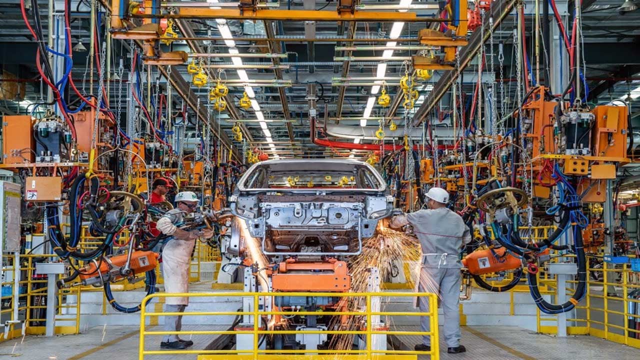 Foto - Türkiye'de fabrika açacak otomobil şirketi Nissan fabrikasını devralıyor