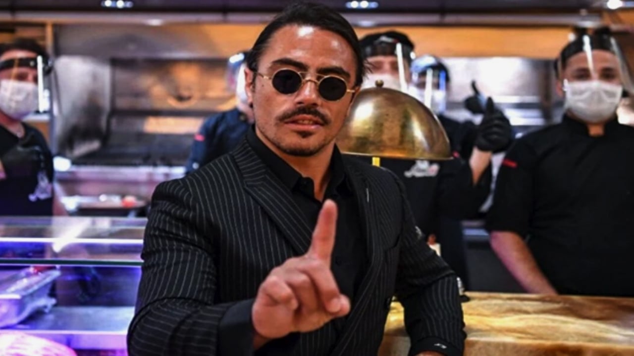 Foto - Dünya fenomeni Nusret’ten rezalet! Kadın çalışanlara yaptıkları mide bulandırdı