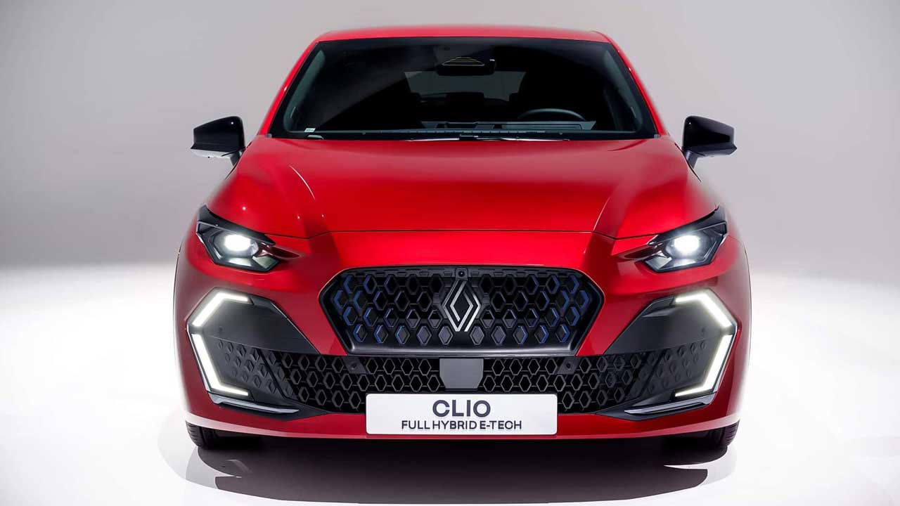 Foto - Dünya genelinde 17 milyon satarak rekor kırdı! Yeni Renault Clio Türkiye'de yollara çıktı