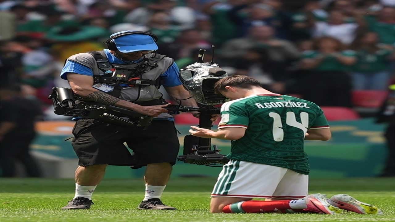Foto - Dünya Kupası 3 kırmızı kartla açıldı! Meksika hata yapmadı