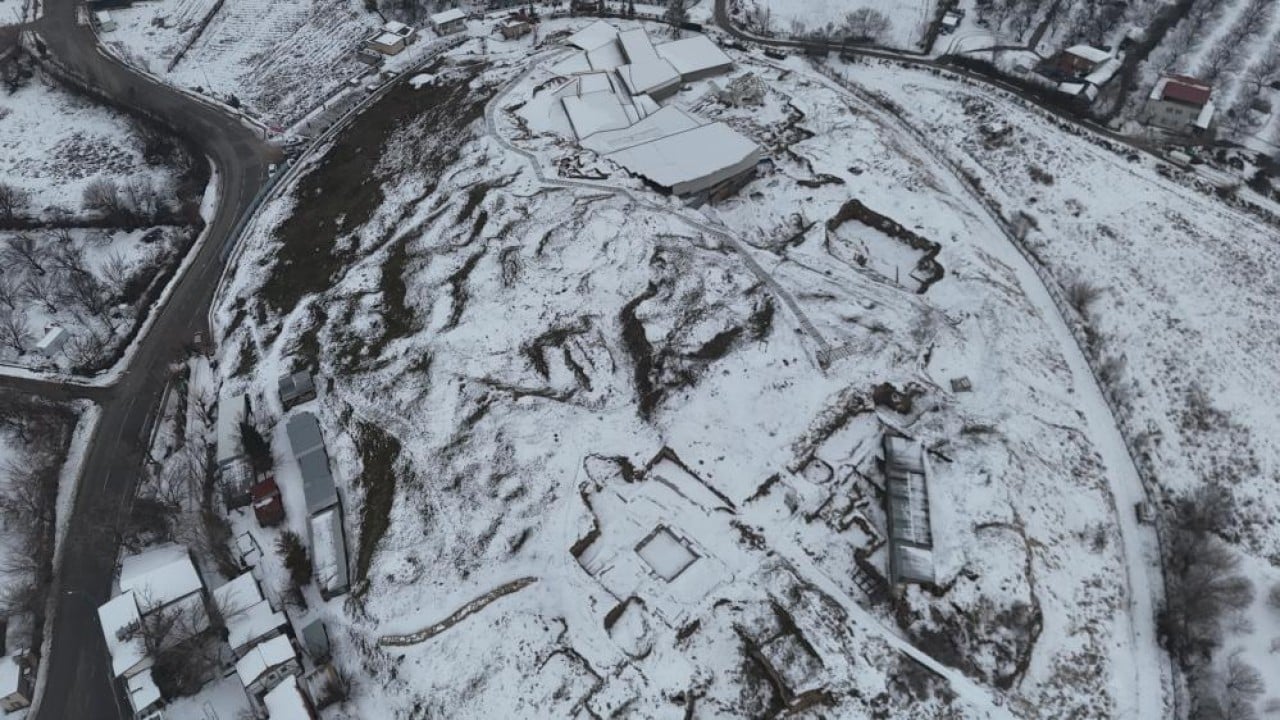 Foto - Dünya mirası Arslantepe Höyüğü kar altında bir başka güzel