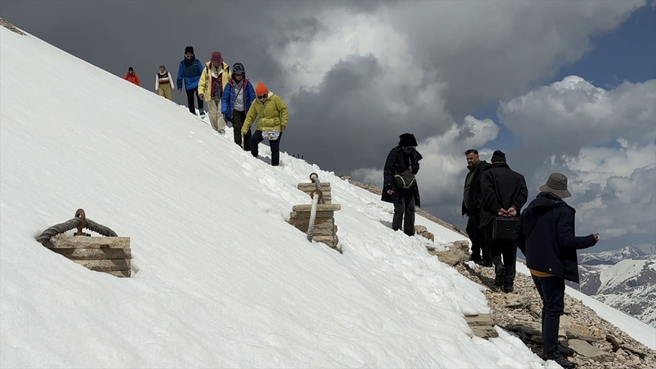 Foto - Dünya mirası Nemrut yeni sezonun ilk ziyaretçilerini ağırladı