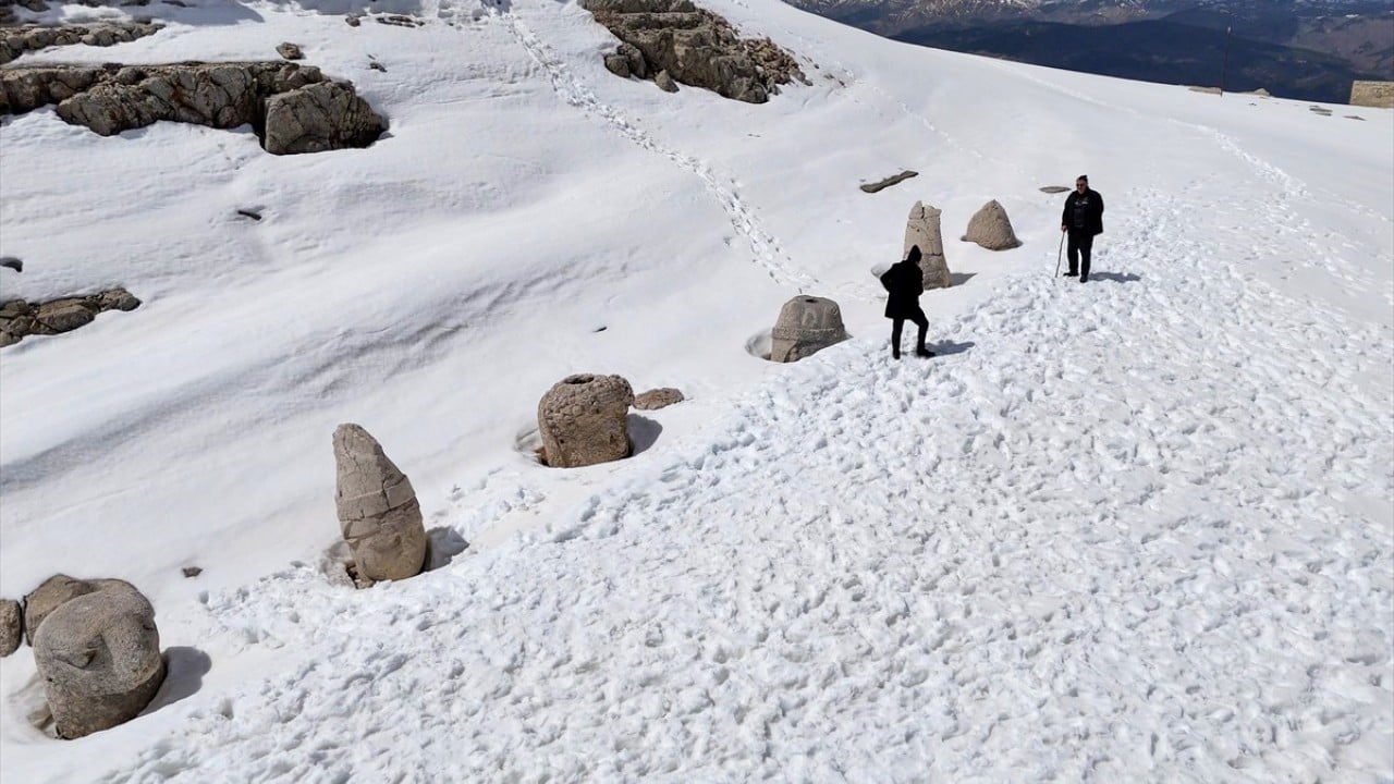 Foto - Dünya mirası Nemrut yeni sezonun ilk ziyaretçilerini ağırladı