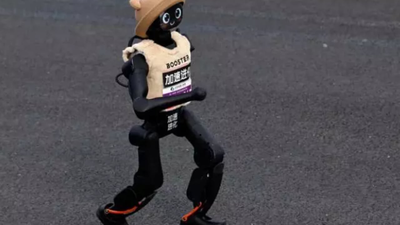Foto - Dünya rekoru kırıldı: İnsansı robotlar maratonda yarıştı!