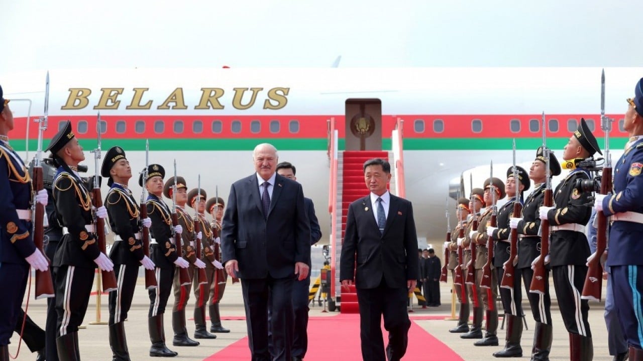 Foto - Dünya savaşı kapıdayken... Bir devlet başkanı daha Kuzey Kore'yi ziyaret etti
