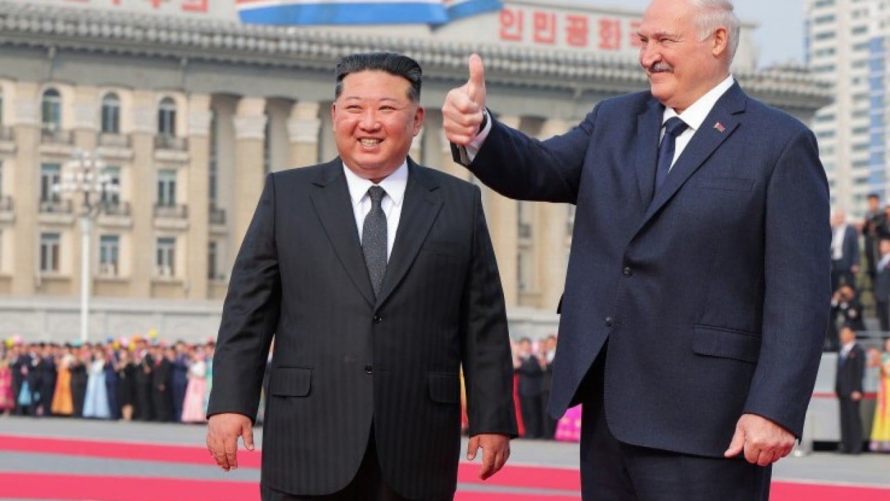 Foto - Dünya savaşı kapıdayken... Bir devlet başkanı daha Kuzey Kore'yi ziyaret etti