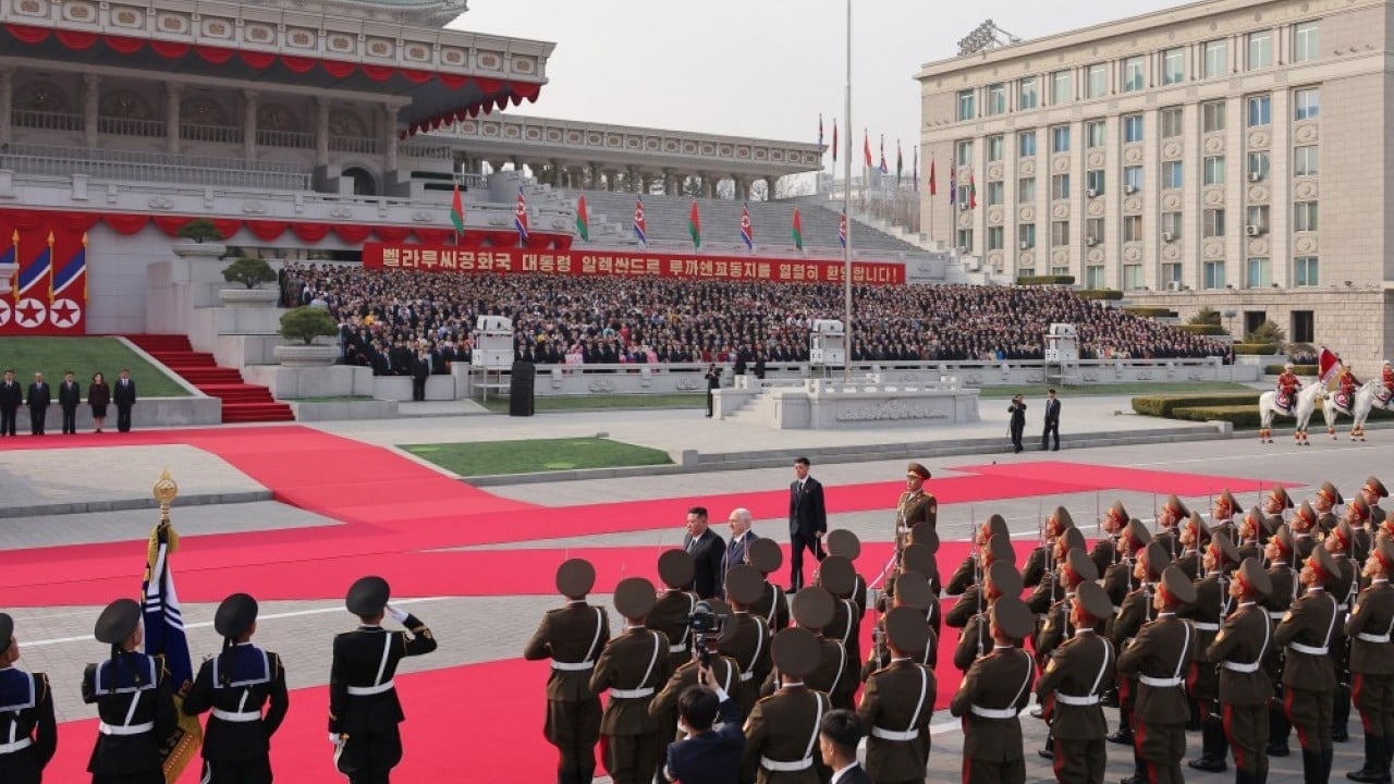 Foto - Dünya savaşı kapıdayken... Bir devlet başkanı daha Kuzey Kore'yi ziyaret etti
