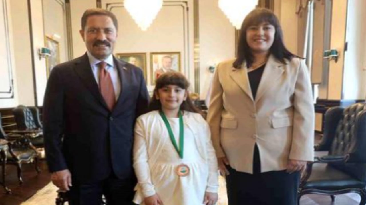 Foto - Dünya üçüncüsü şehit kızı, valiye söyledikleriyle olay oldu