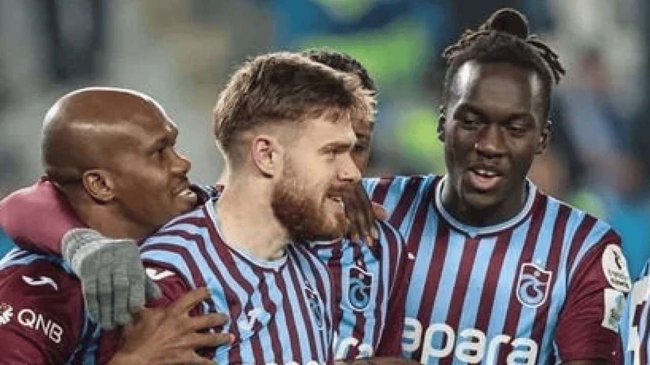 Foto - Dünyaca ünlü takımların dikkatini çekti... Trabzonsporlu Arseniy Batagov, Premier Lig'e transfer oluyor