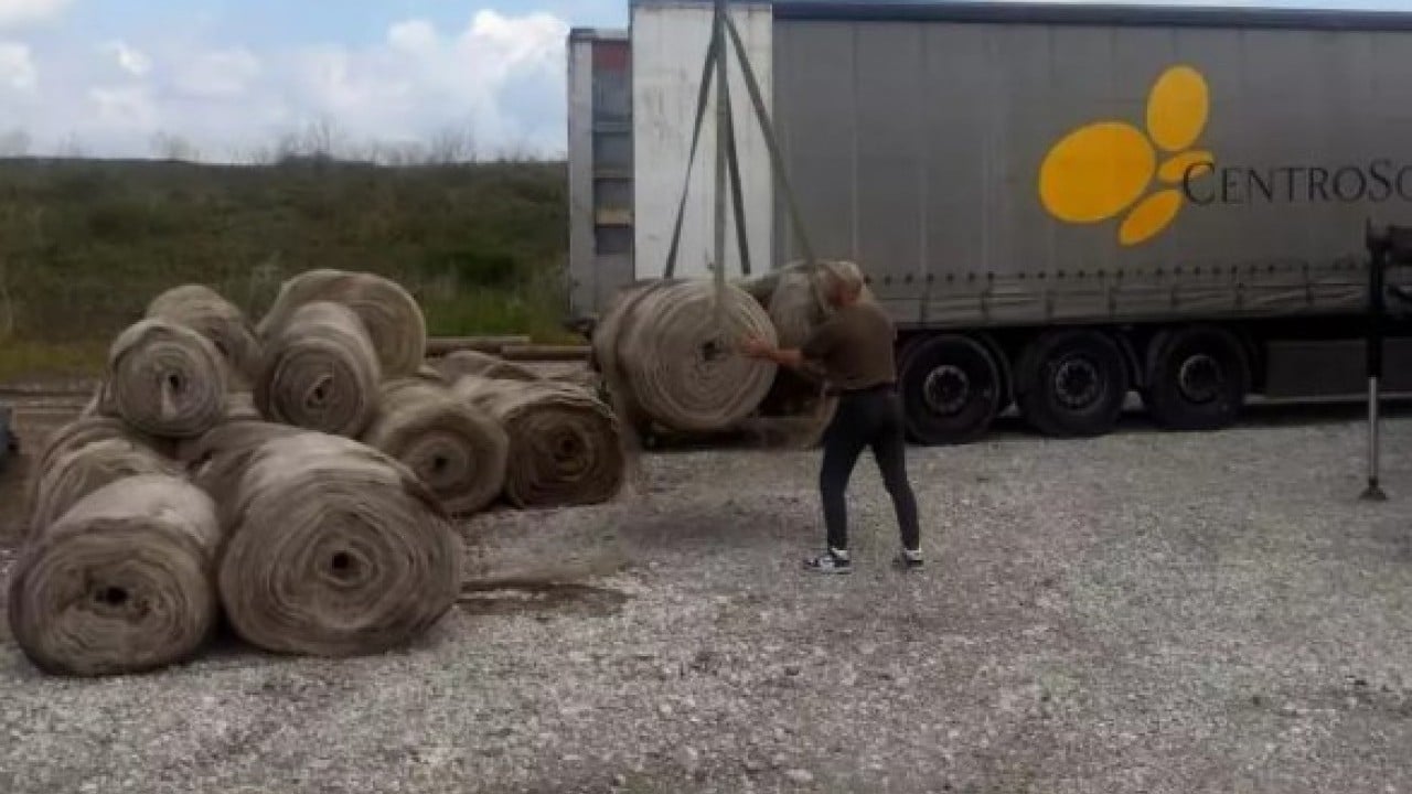Foto - Dünyada eşi benzeri yok: Balıkçı ağlarından kalkan yaptılar!