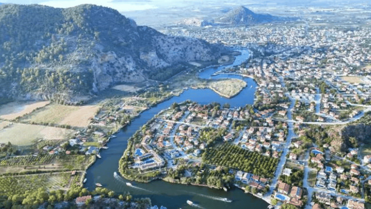 Dünyada nadir bulunuyor: O ilimize akın akın geliyorlar!