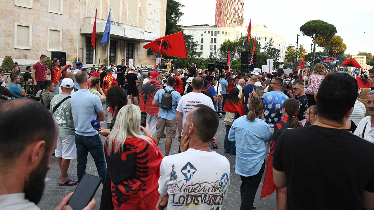 Foto - Dünyanın başına bela! Trump ailesi haftalardır protesto ediliyor
