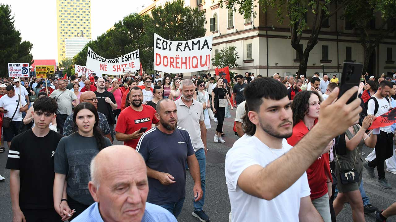 Foto - Dünyanın başına bela! Trump ailesi haftalardır protesto ediliyor