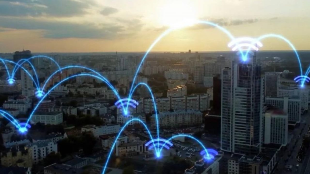 Foto - Dünyanın çevresini 16 kez dolaşmakla eşit! Türkiye fiber ağlarla örüldü