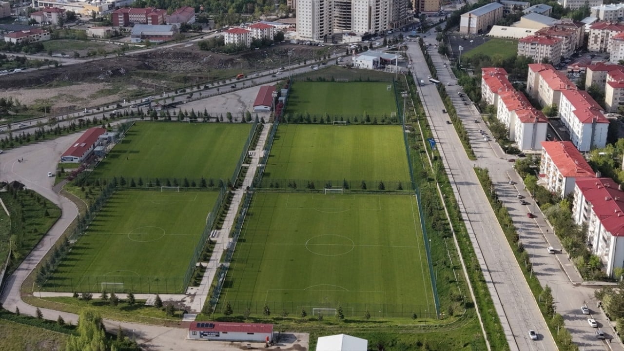 Foto - Dünyanın dört bir yanından talep var Erzurum’a gelmek için sıraya giriyorlar