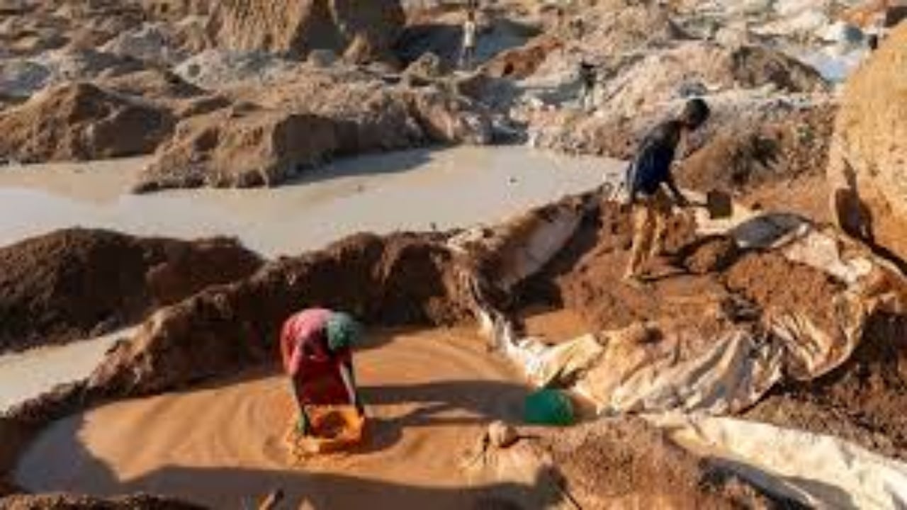 Foto - "Dünyanın en büyüğü" deniliyor! Tam 669 milyon tonluk devasa hazine bulundu 