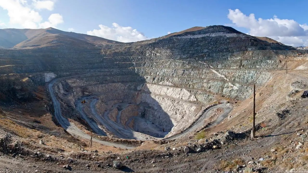 Foto - Dünyanın en büyük maden rezervi bulundu: Tam 1,4 milyar ton resmen fışkıracak