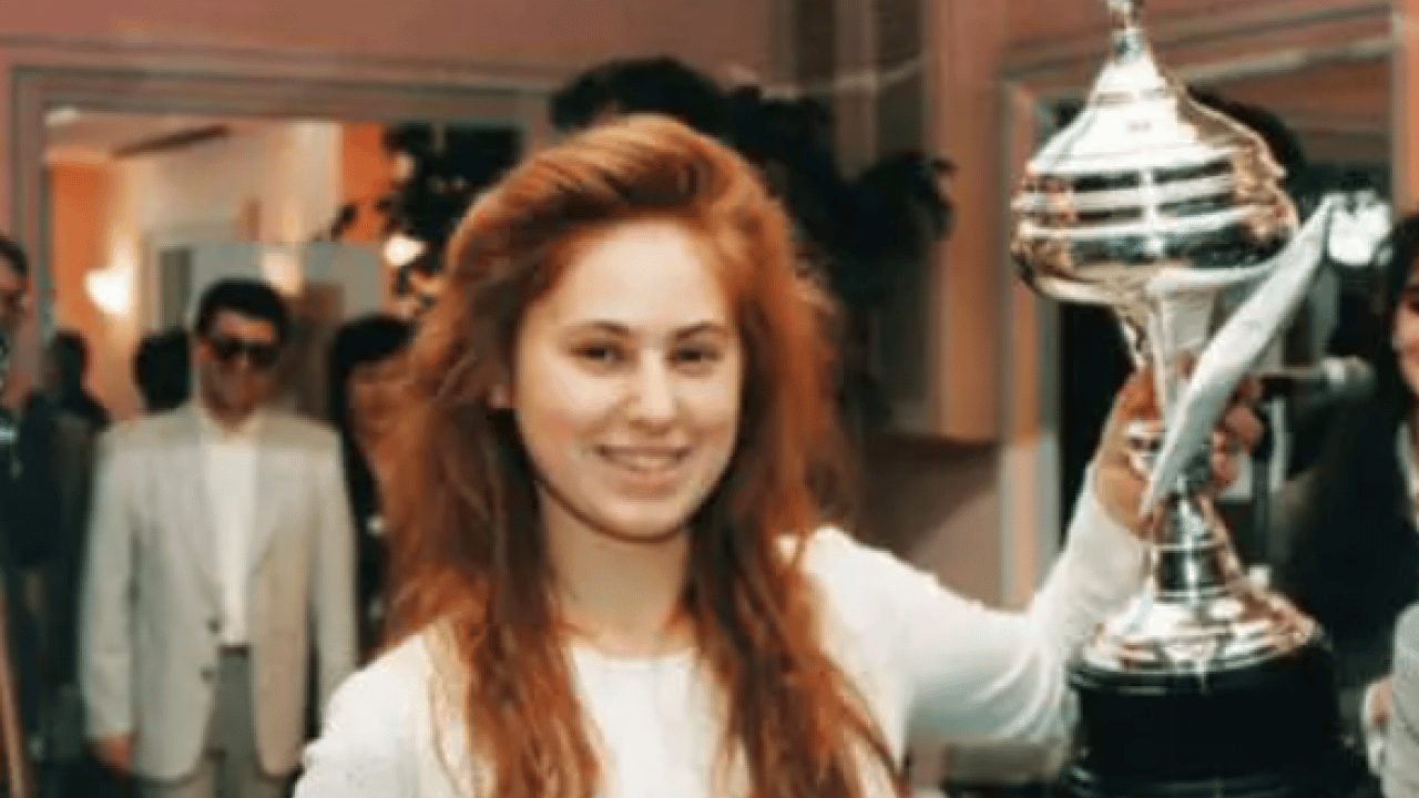 Foto - Dünyanın en genç büyükustası artık bir Türk! 35 yıllık rekor tarihe gömüldü!