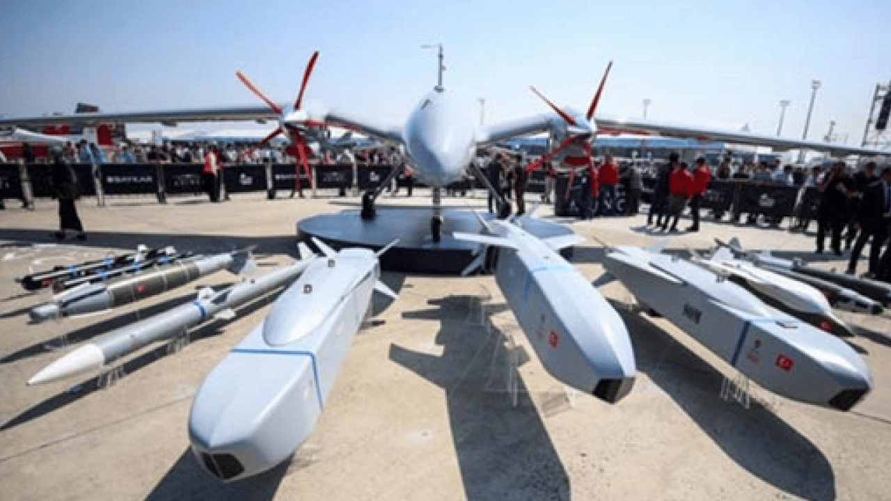 Foto - Dünyanın gözü bu kez o savaşta: Türk AKINCI’sına karşı Çin’in 'Ejderha' füzeleri! BAE’nin Sudan’daki sır perdesi aralanıyor!