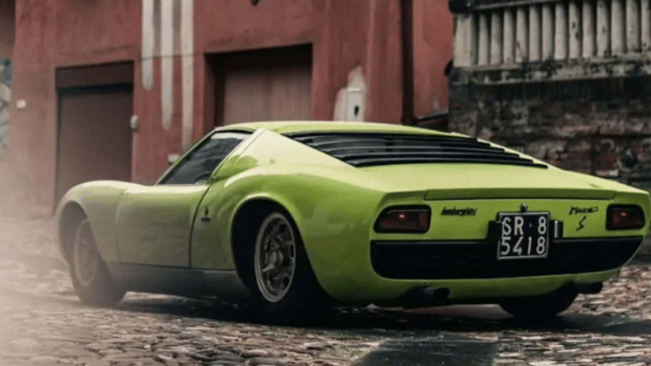 Dünyanın ilk süper otomobili 60 yaşında! Kendisinden sonra gelenlere ilham oldu!