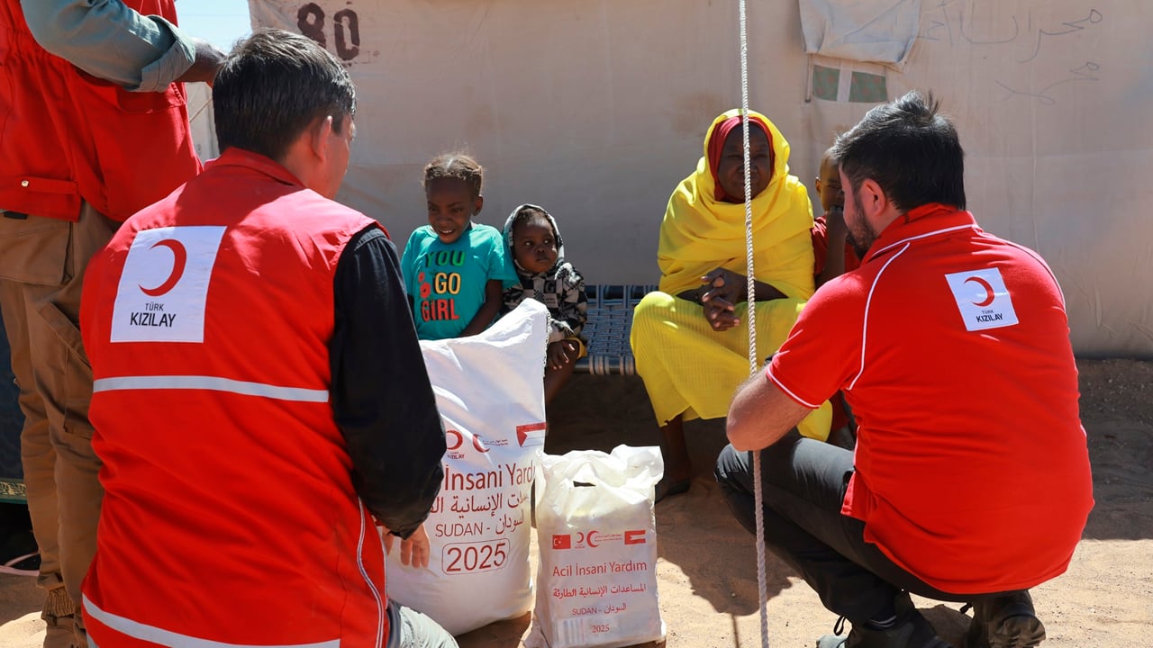 Foto - Dünyanın şefkat eli Türk Kızılay’dan Sudan'daki on binlerce mazluma gıda desteği