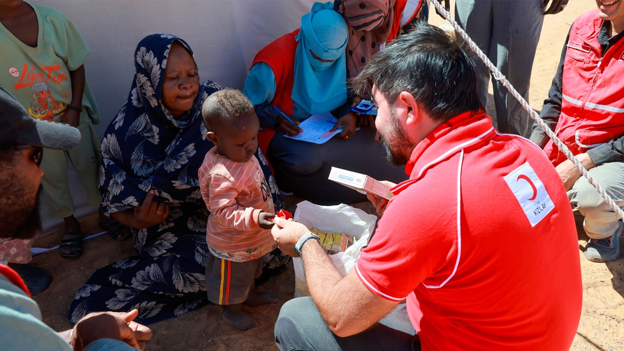 Foto - Dünyanın şefkat eli Türk Kızılay’dan Sudan'daki on binlerce mazluma gıda desteği
