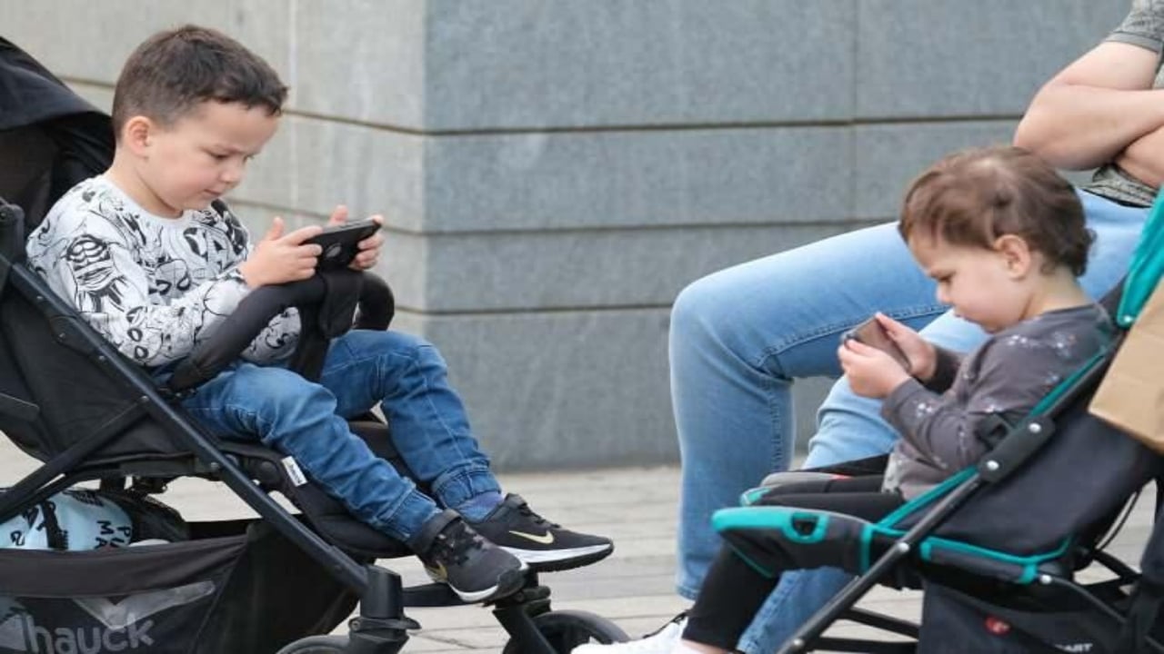 Foto - Dünyanın "telefon bağımlısı" ülkeleri açıklandı! İşte Türkiye’nin sıralaması...