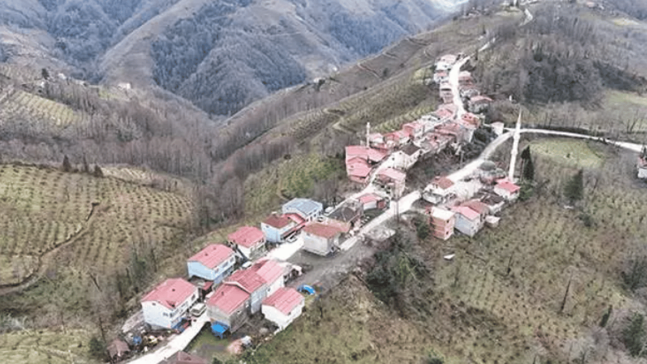 Foto - Duyanlar şaşırıp kalıyor: Bu köyde iki iftar saati var