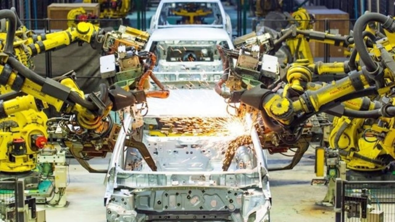 Duyanlar şaşkınlığını gizleyemedi! 37 yıllık Türk otomotiv devi resmen iflas etti