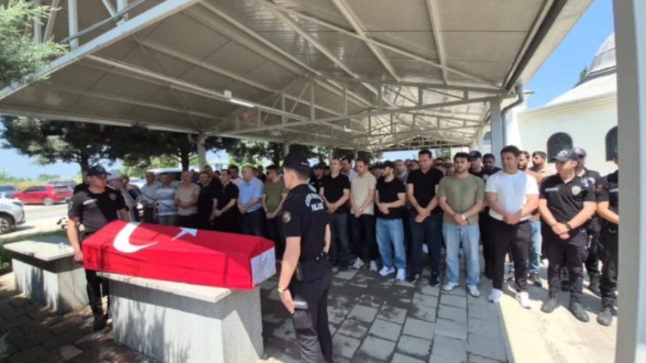 Foto - Düzce'de acı haber: 30 yaşındaki genç polis memuru evinde ölü bulundu