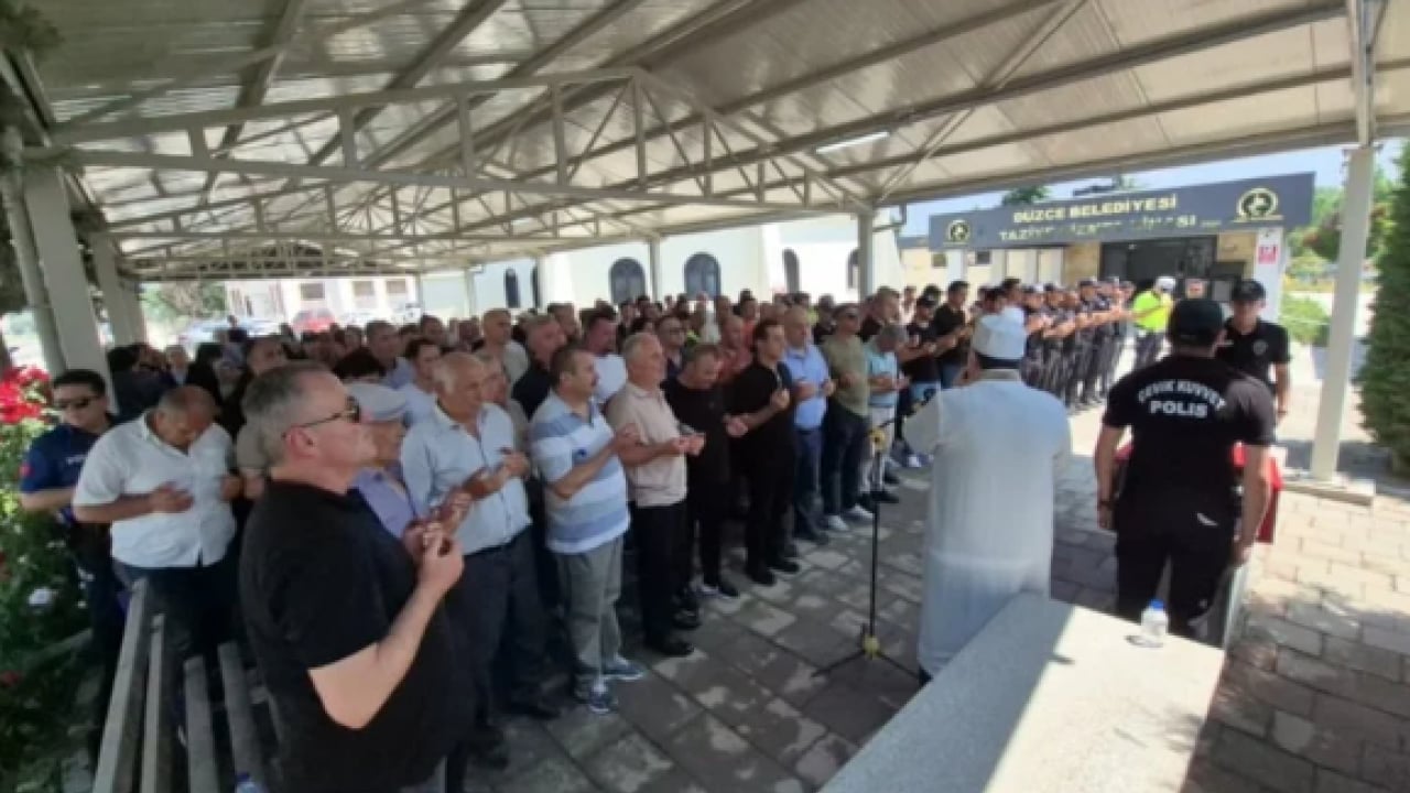 Foto - Düzce'de acı haber: 30 yaşındaki genç polis memuru evinde ölü bulundu