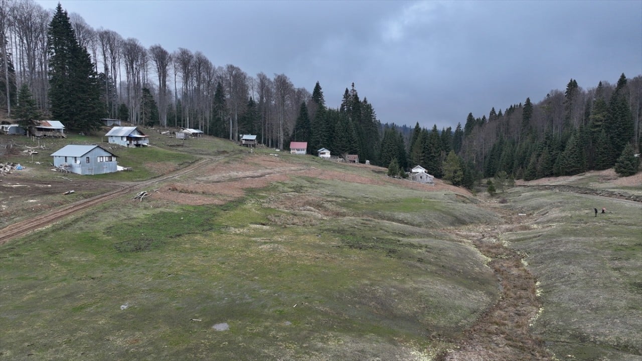 Foto - Düzce'nin yaylalarında kış ve ilkbahar bir arada yaşanıyor