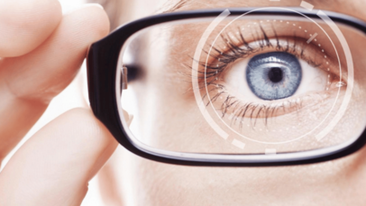 Düzenli muayene hayati öneme sahip: Görme bozukluğu öğrenmeyi engelliyor! Aman dikkat