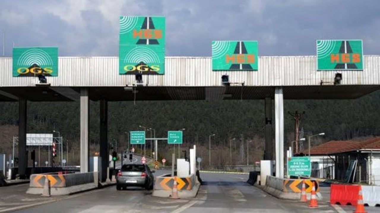 Foto - e-Devlet’te görünce resmen feleği şaştı! Hiç gitmediği 5 ilden tam 18 adet geldi