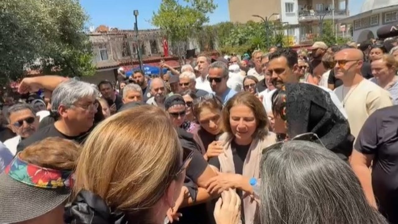 Foto - Ece İrtem’i yanlız bıraktılar! Son yolculuğuna uğurlandı