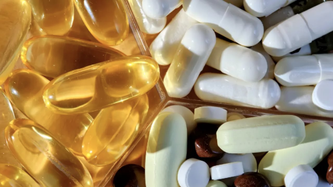 Foto - Eczaneden reçetesiz üstelik... Vitamin diye avuç avuç yutuyoruz: Aslında mideyi 