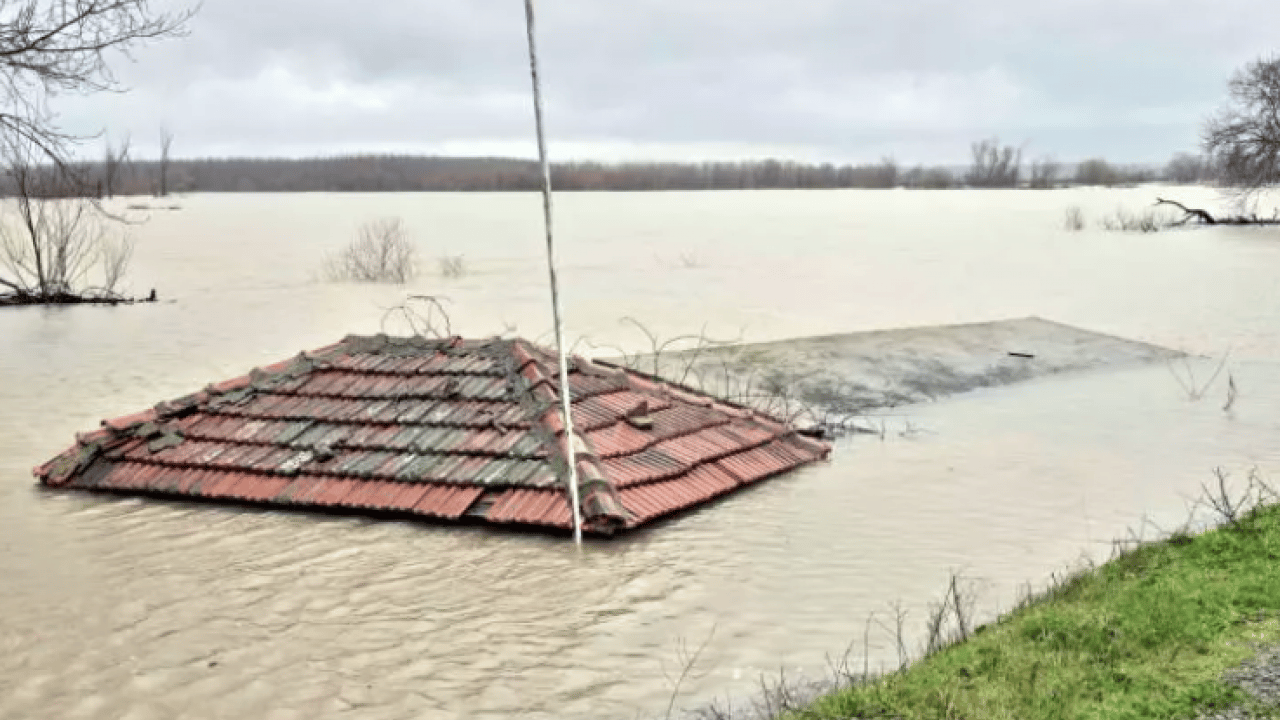Foto - Edirne'de kırmızı alarm verildi! Baraj kapakları açıldı!