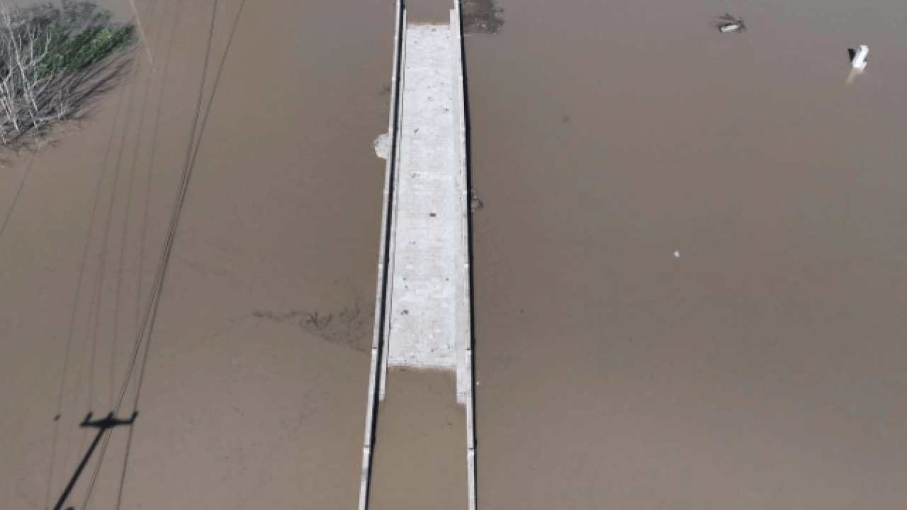 Foto - Edirne’de kritik gelişme! Tarihi köprü trafiğe kapatıldı