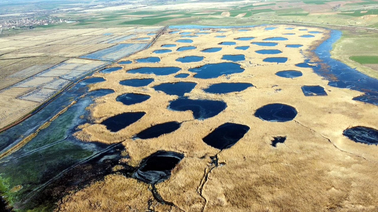 Foto - Edirne’de şaşırtan görüntü! "Göl Baba" buz kesti