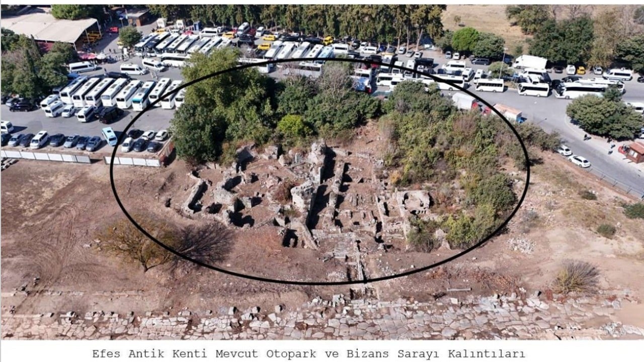 Foto - Efes ören yeri otopark rantına kurban edilemeyecek kadar kıymetli