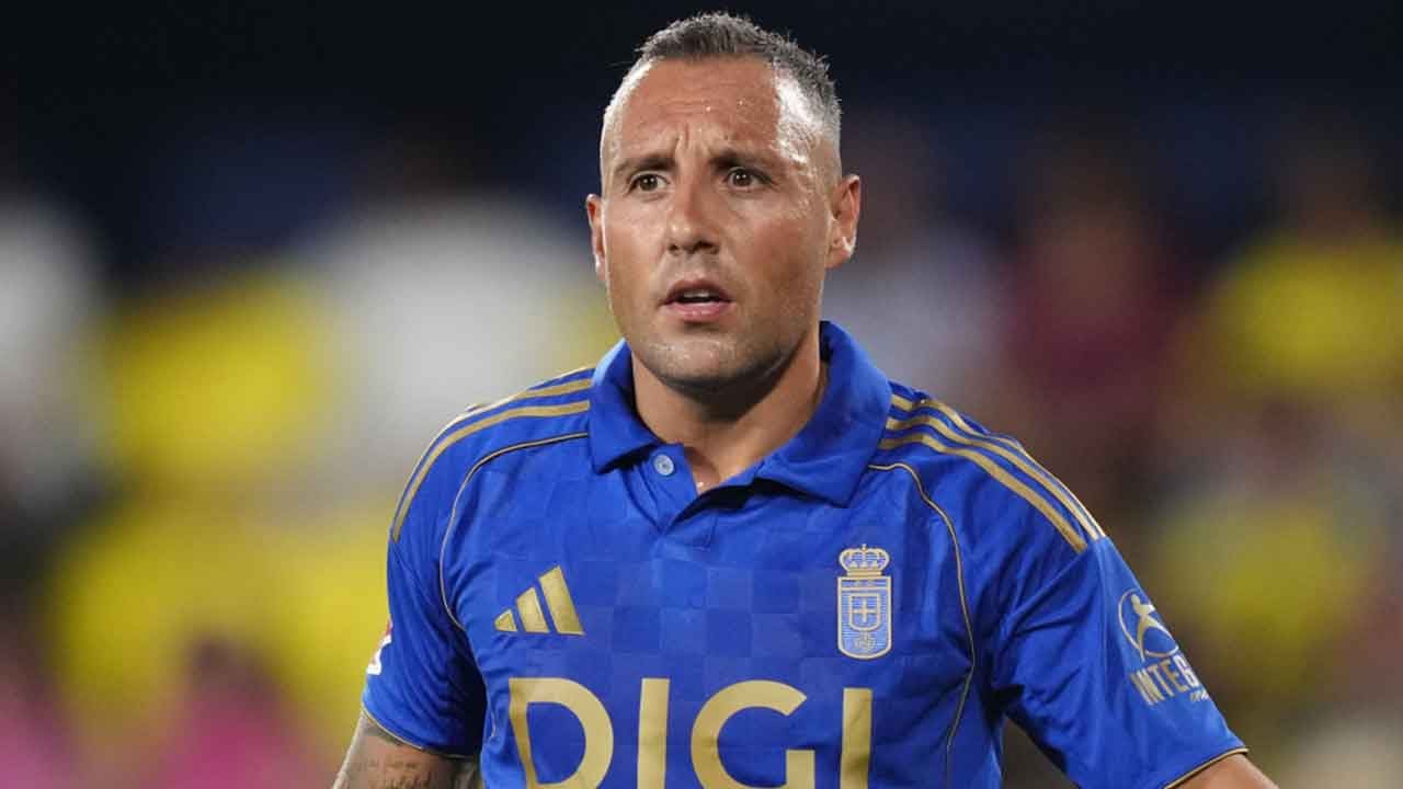 Foto - Efsane futbolcu 41 yaşında emekli oldu