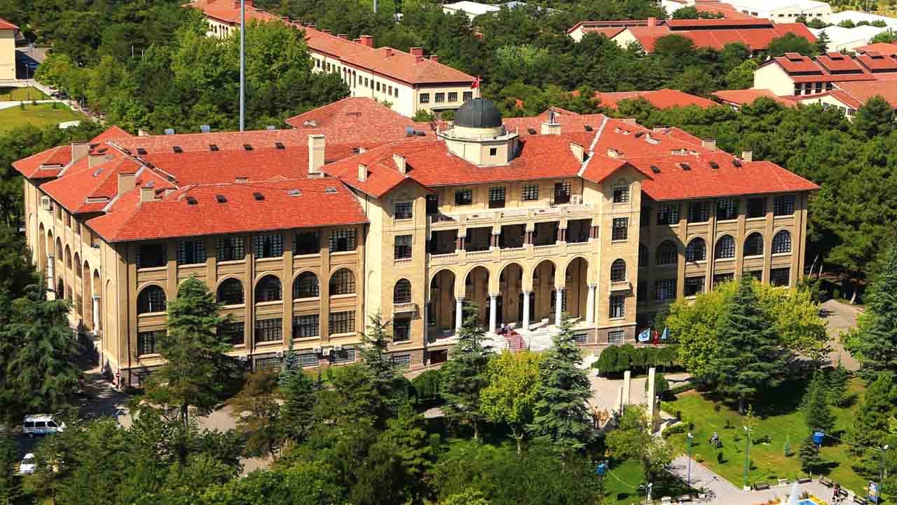 Eğitim bitmiş bitmiş öyle mi? Dünya listesinde Türk üniversiteleri rüzgarı