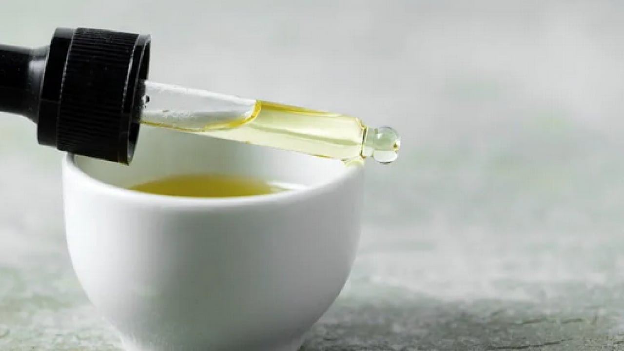 Foto - Egzamaya, ayak mantarına, cilt kuruluğuna şifa kaynağı! Ayakları 5 dakikada bebek gibi yapıyor