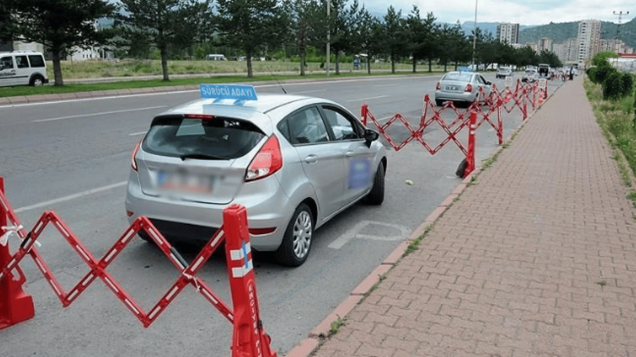 Foto - Ehliyet alacaklar dikkat! Yeni dönem başlıyor