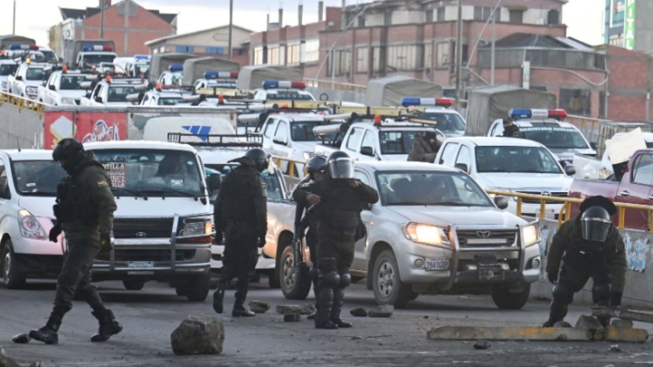 Foto - Ekonomik baskı sonrası flaş karar: Devlet Başkanı maaşını yarıya düşürdü