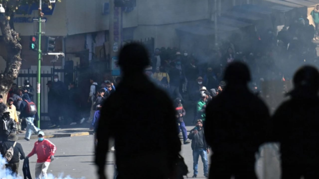 Foto - Ekonomik baskı sonrası flaş karar: Devlet Başkanı maaşını yarıya düşürdü