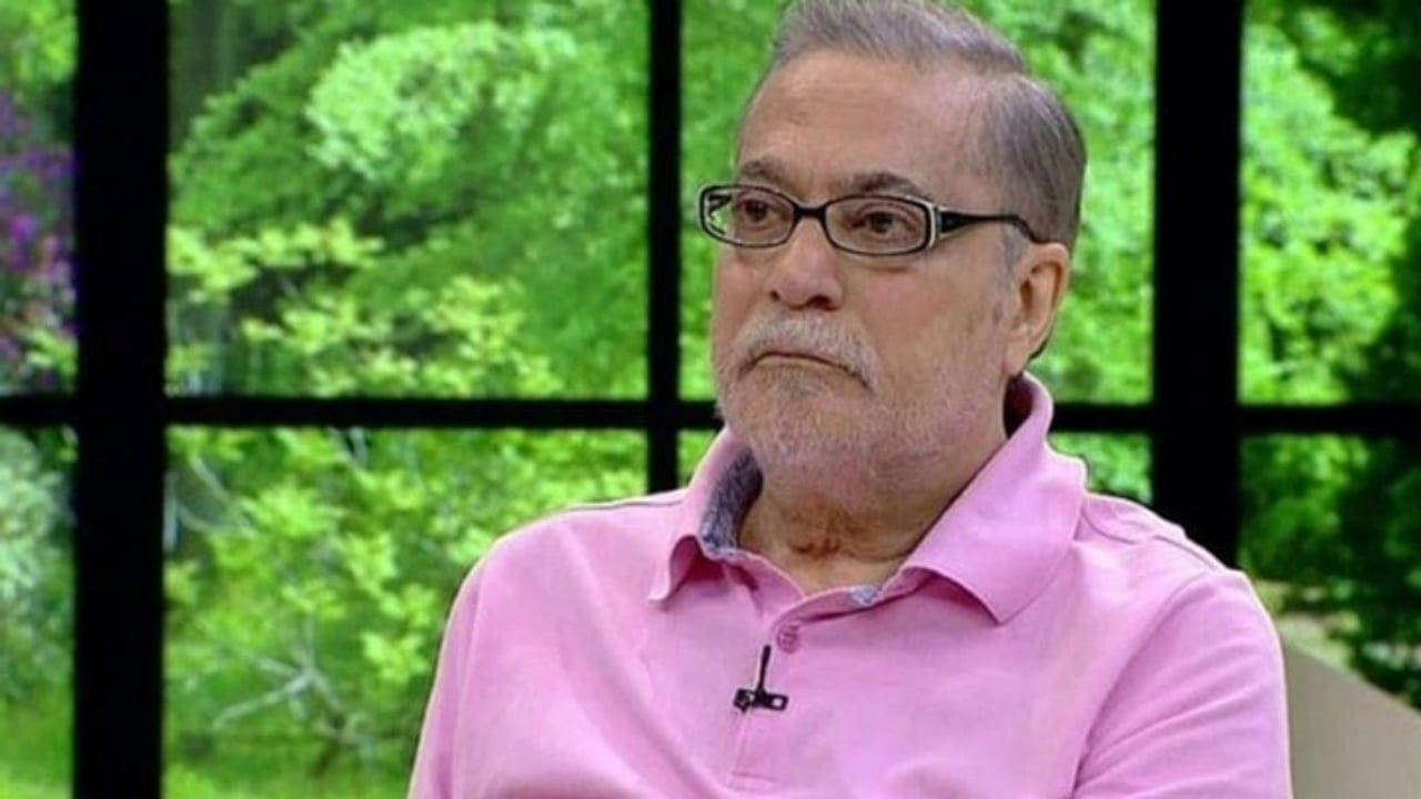 Foto - Ekranların ifsat projesi Mehmet Ali Erbil’den mide bulandıran rezillik: Bu kez de kakasını anlattı