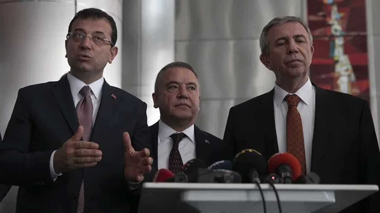 Foto - "Ekrem’e 5 milyon dolar’ adaylık rüşveti vermek adalet mi? Muhittin Böcek’ten pişkin savunma