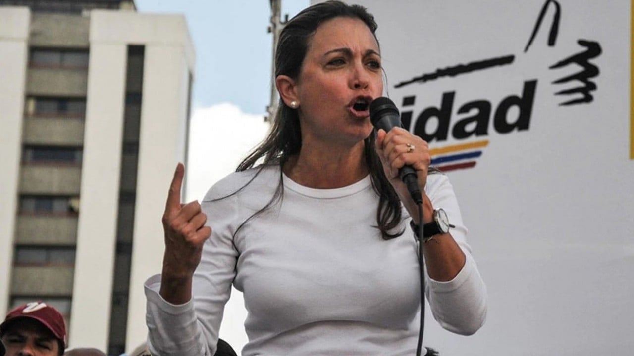 Foto - Ekrem’in tebrik ettiği kukla Machado Trump’a seslendi! ‘Ben de koltuk istiyorum’